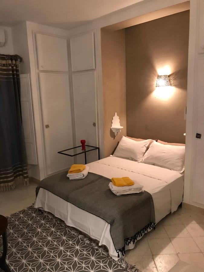 Dar Esma Bed & Breakfast La Marsa Exterior photo