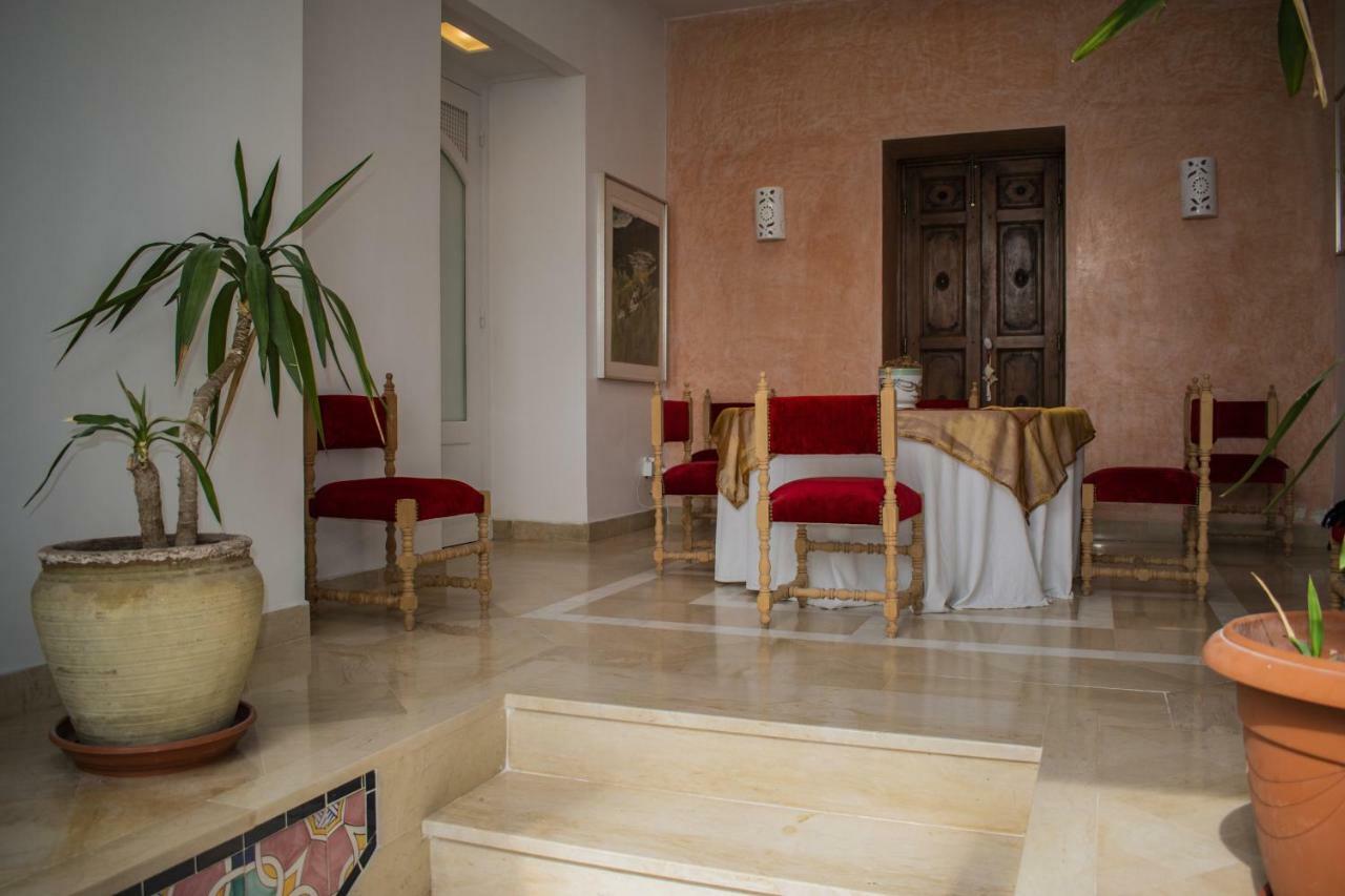 Dar Esma Bed & Breakfast La Marsa Exterior photo